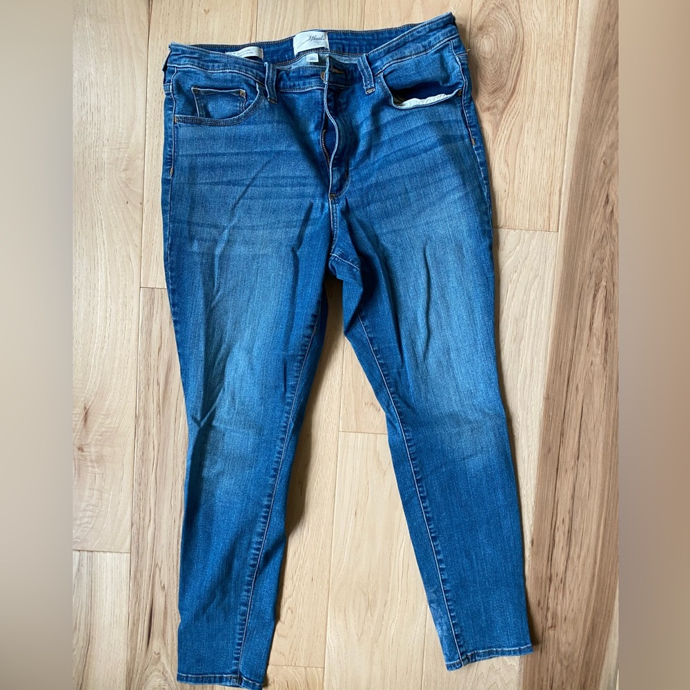 Universal thread jeans!